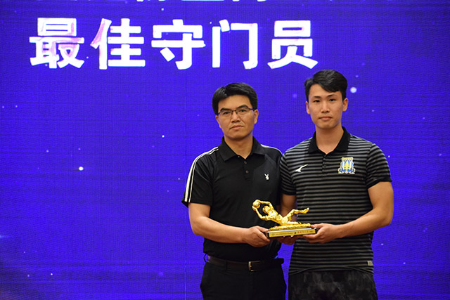 前NBA球星科尔·安东尼正式加盟墨尔本联队